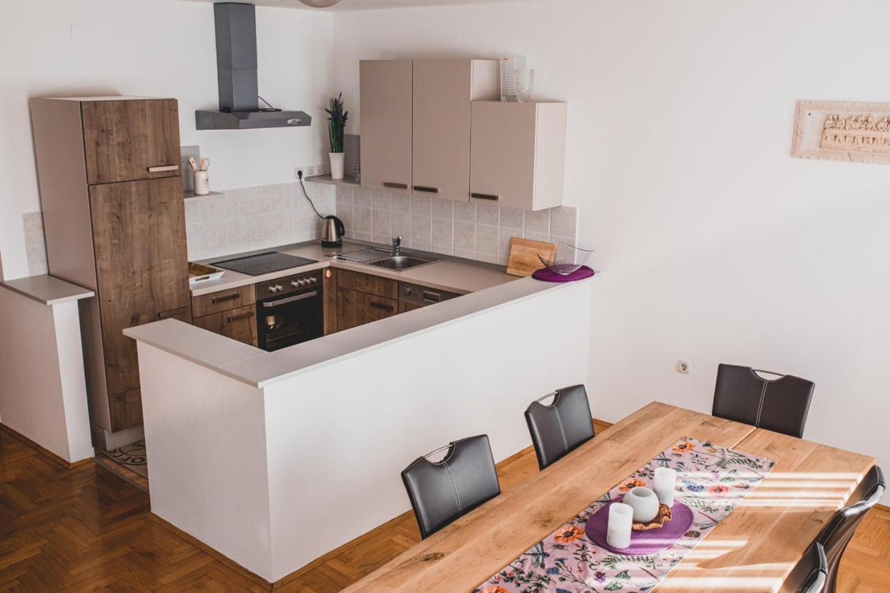 Helles 3 Schlafzimmer Apartment Zwischen Zagreb Zentrum & Natur Екстер'єр фото