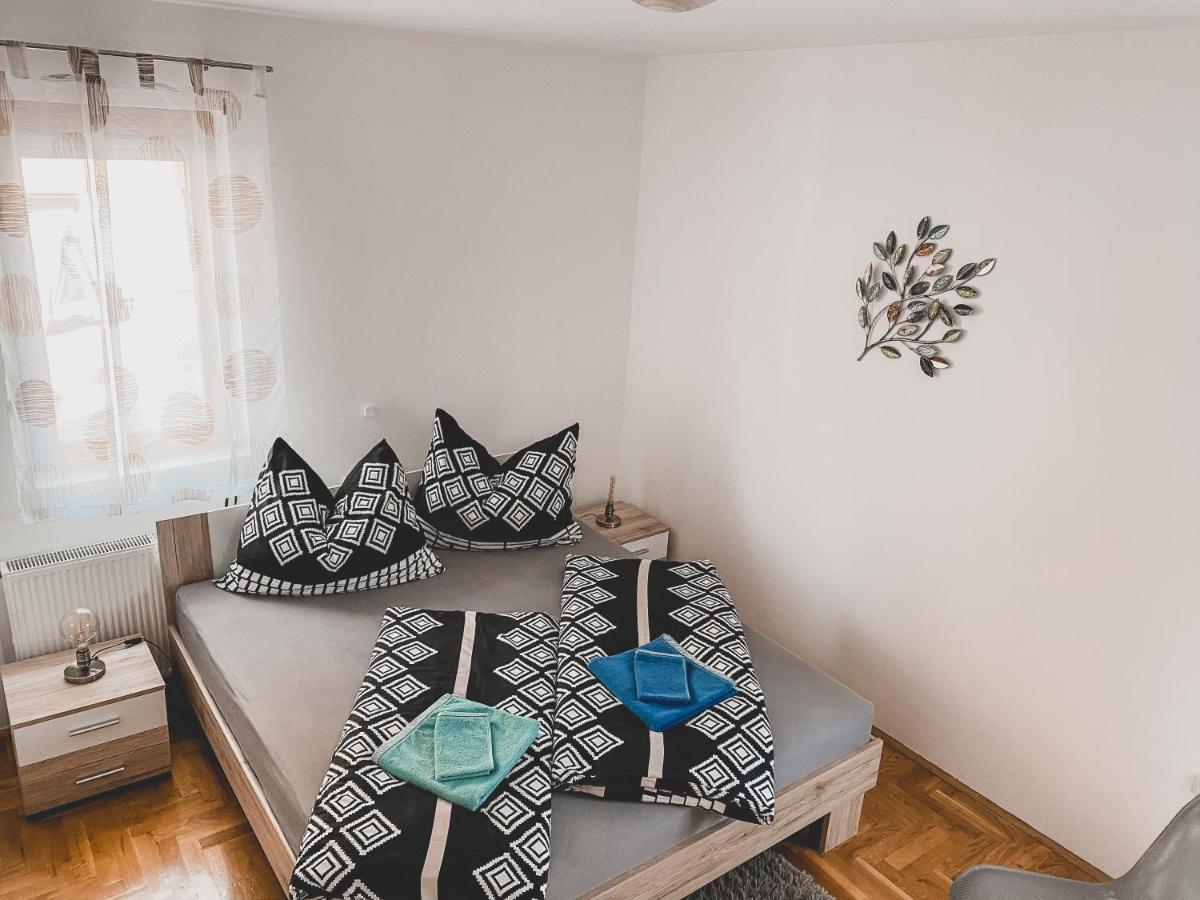 Helles 3 Schlafzimmer Apartment Zwischen Zagreb Zentrum & Natur Екстер'єр фото