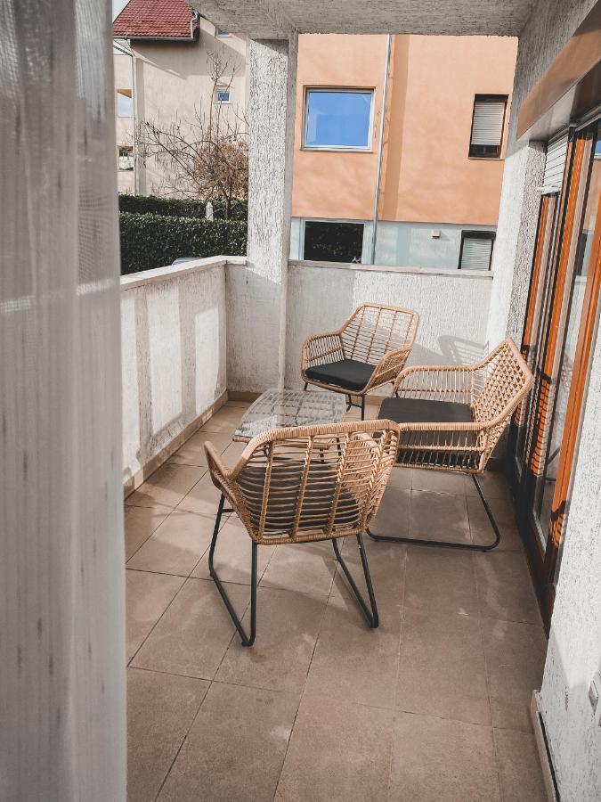 Helles 3 Schlafzimmer Apartment Zwischen Zagreb Zentrum & Natur Екстер'єр фото